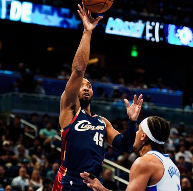 哈登加盟骑士首秀爆发 骑士爆冷复仇魔术豪取