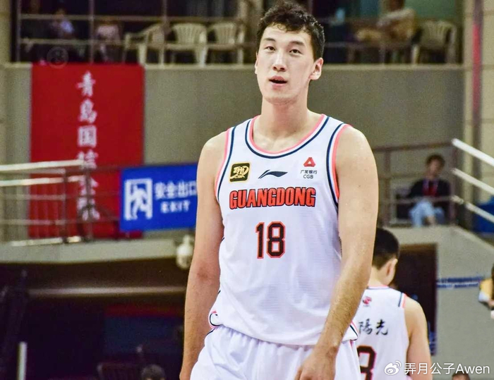 杜润旺状态低迷成广东男篮隐患 伤病影响引球迷