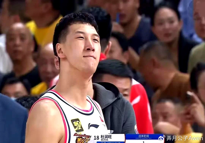 杜润旺状态低迷成广东男篮隐患 伤病影响引球迷