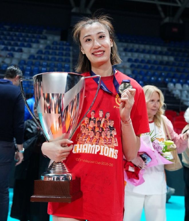 土超加拉塔萨雷双杀意甲基耶里 拿下队史首个欧