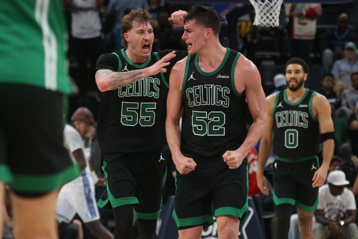 凯尔特人逆境崛起：阵容重组与战术革新铸就季